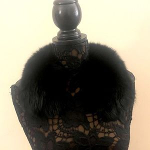 Black fur collar